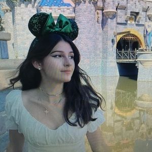 Meet your Posher, Bailey